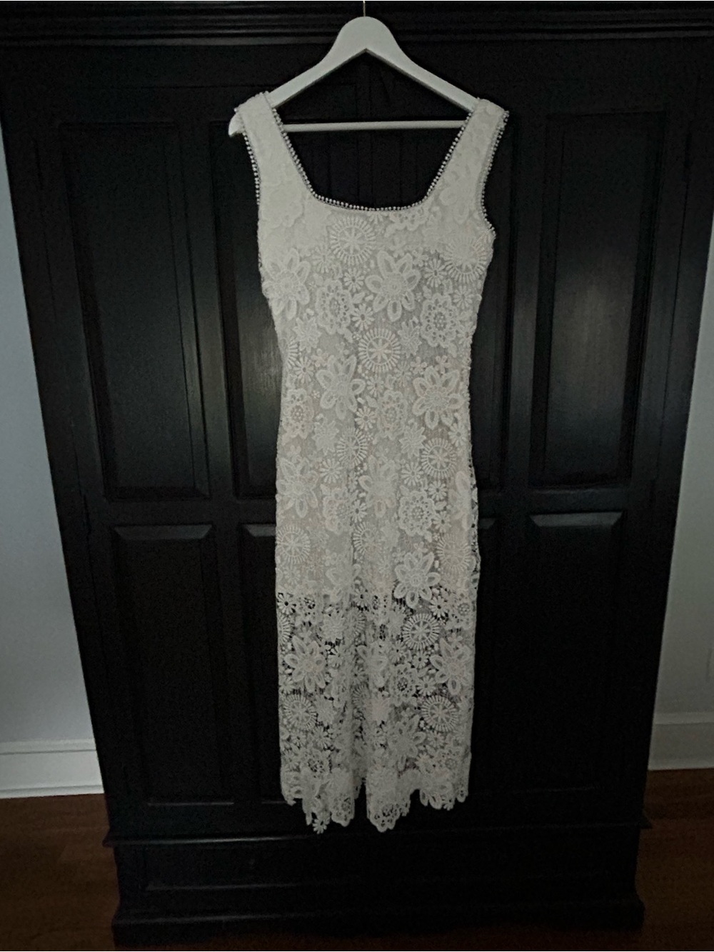 Waimari Handcrafted White Cotton Lace Midi Dress.